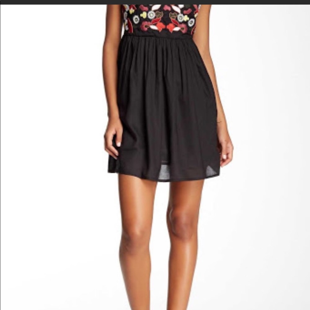 Raga Embroidered Sleeveless Dress/Tunic